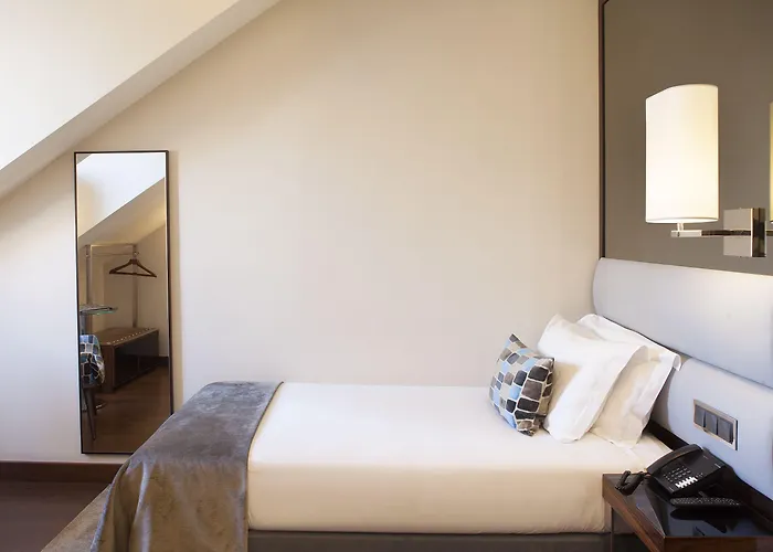 Отель Turim Terreiro Do Paco 4*