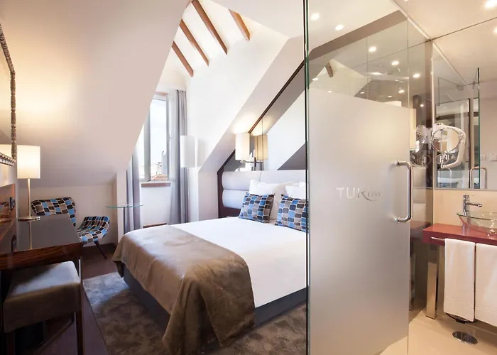 Turim Terreiro Do Paco Отель